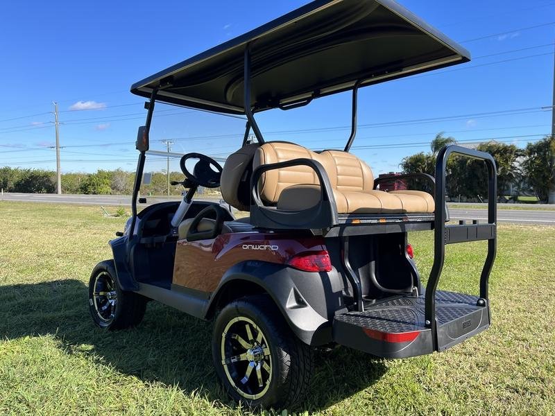 2023 Club Car® Onward® Lifted 4 Passenger Gas