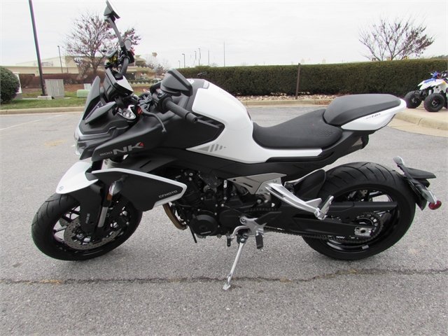 2024 CFMOTO NK 800